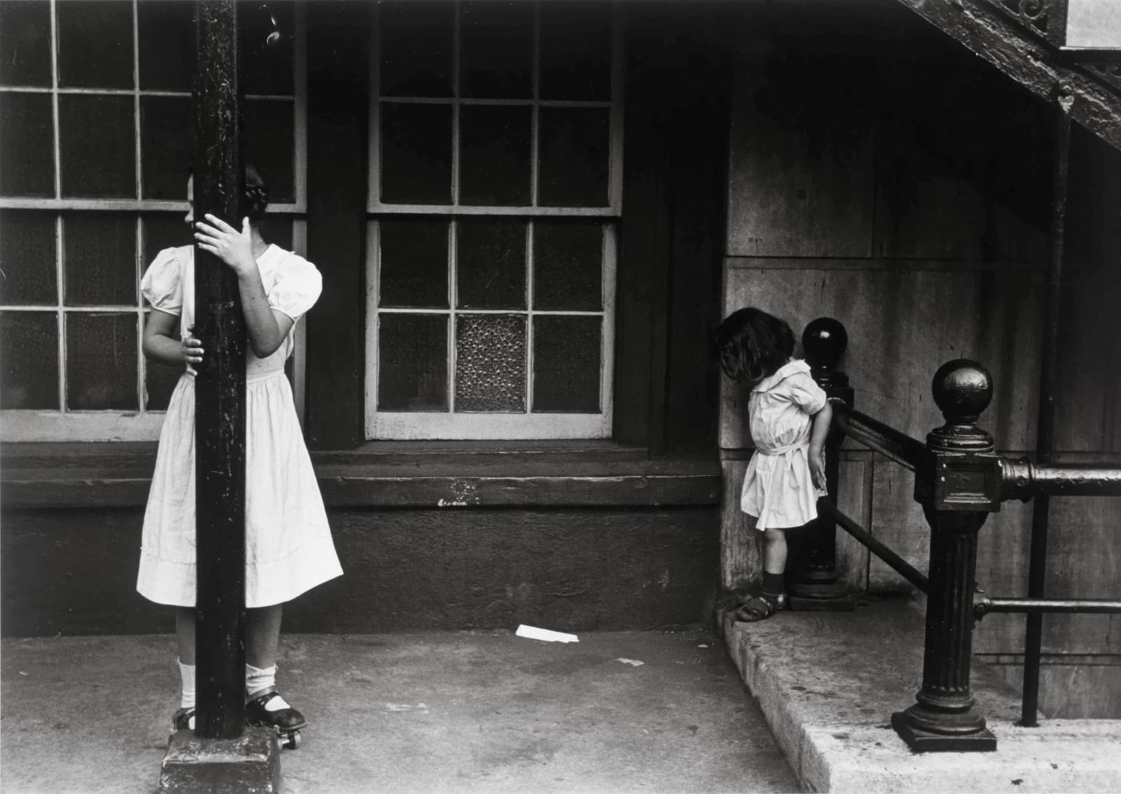 Louis Stettner, Under the EI, Lower Second Avenue, New York, 1954