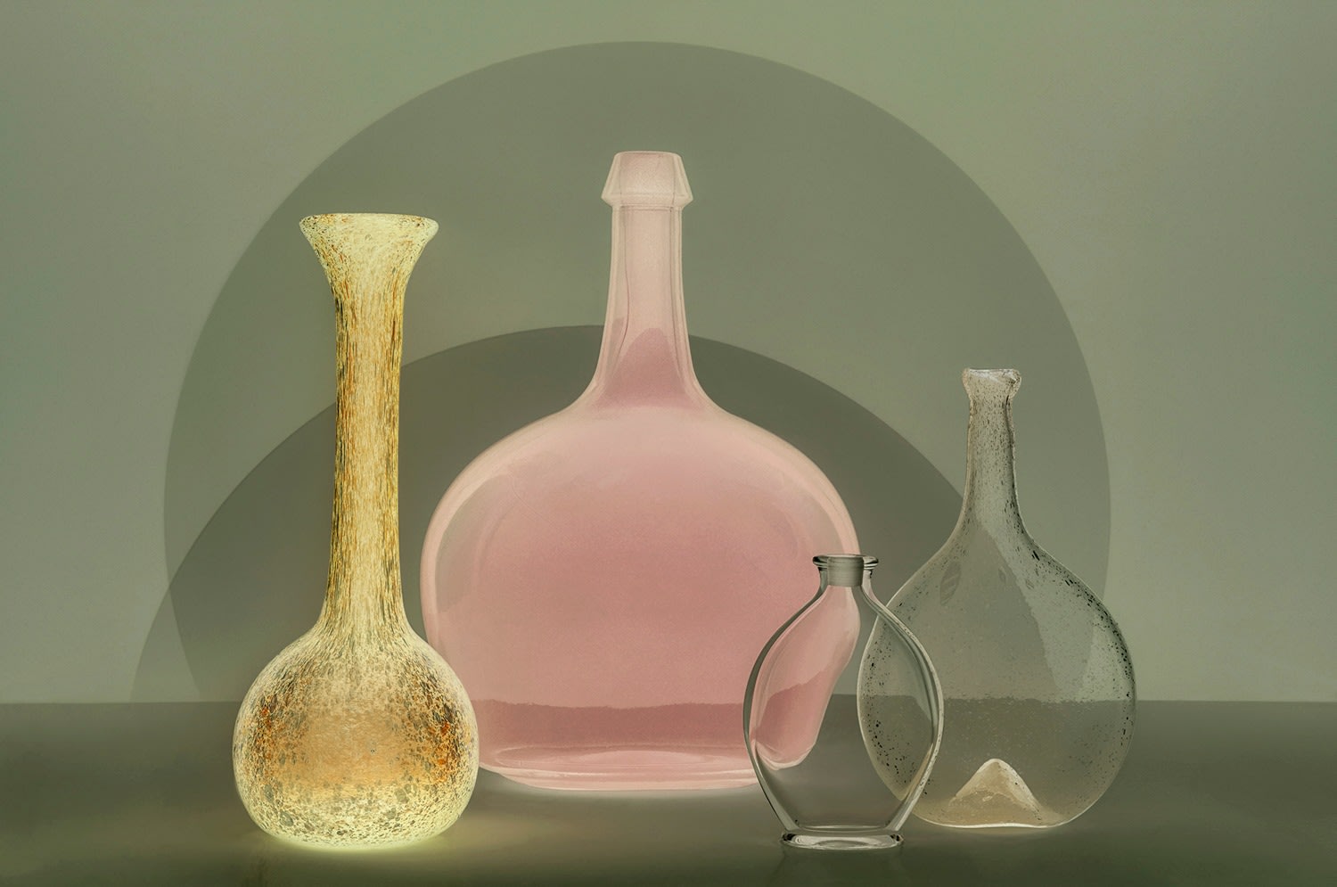 Danielle Kwaaitaal, Juxtaposed Series - Oval, 2023