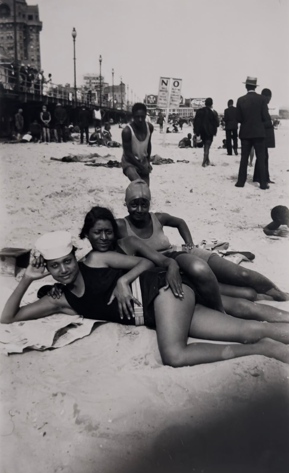 James Van Der Zee, XIV: Atlantic City, 1930 (Printed in 1974)