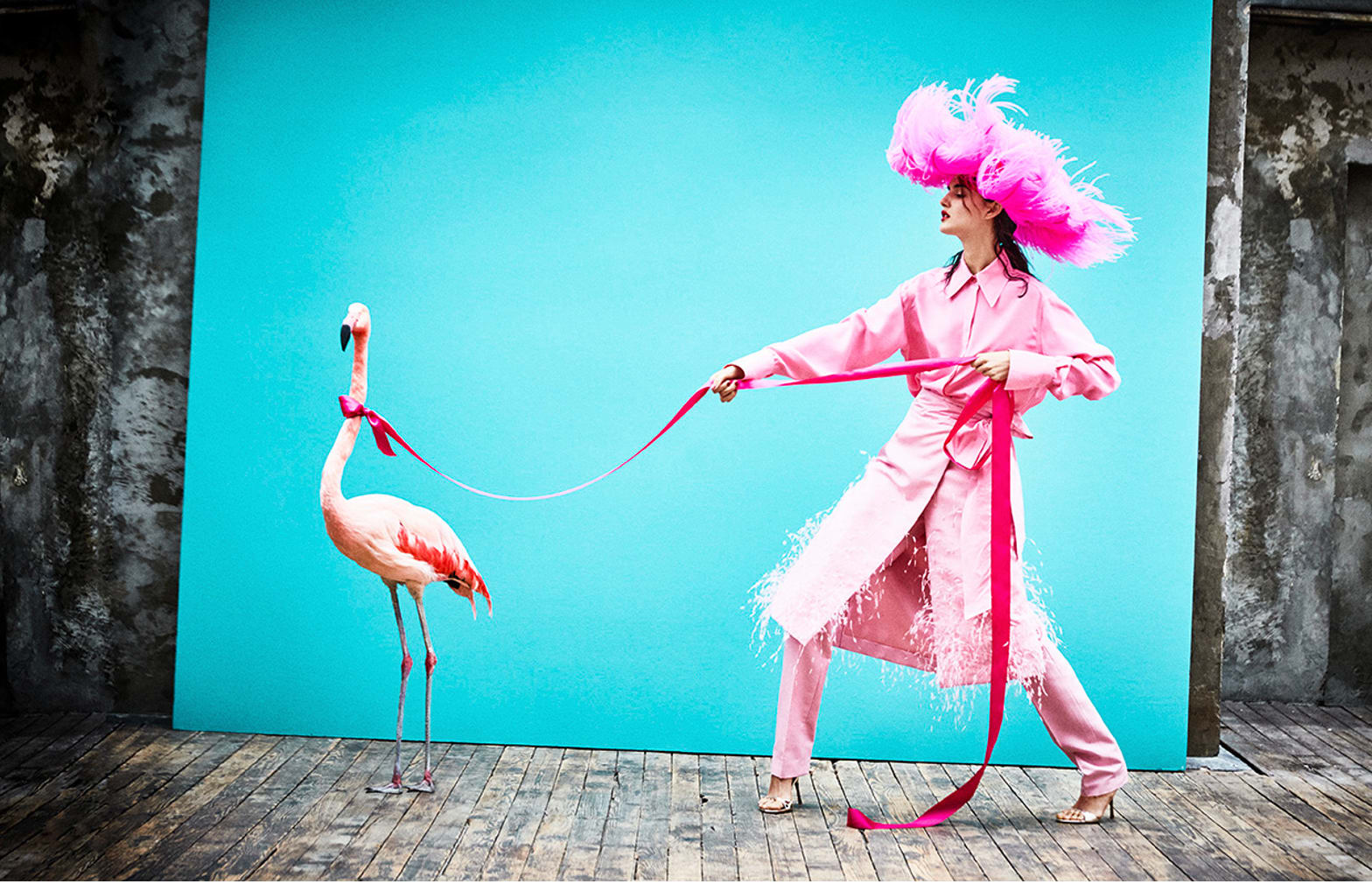 Esther Haase, Glamorous walk, Valentino Haute Couture, for: Madame Figaro, Paris, 2018