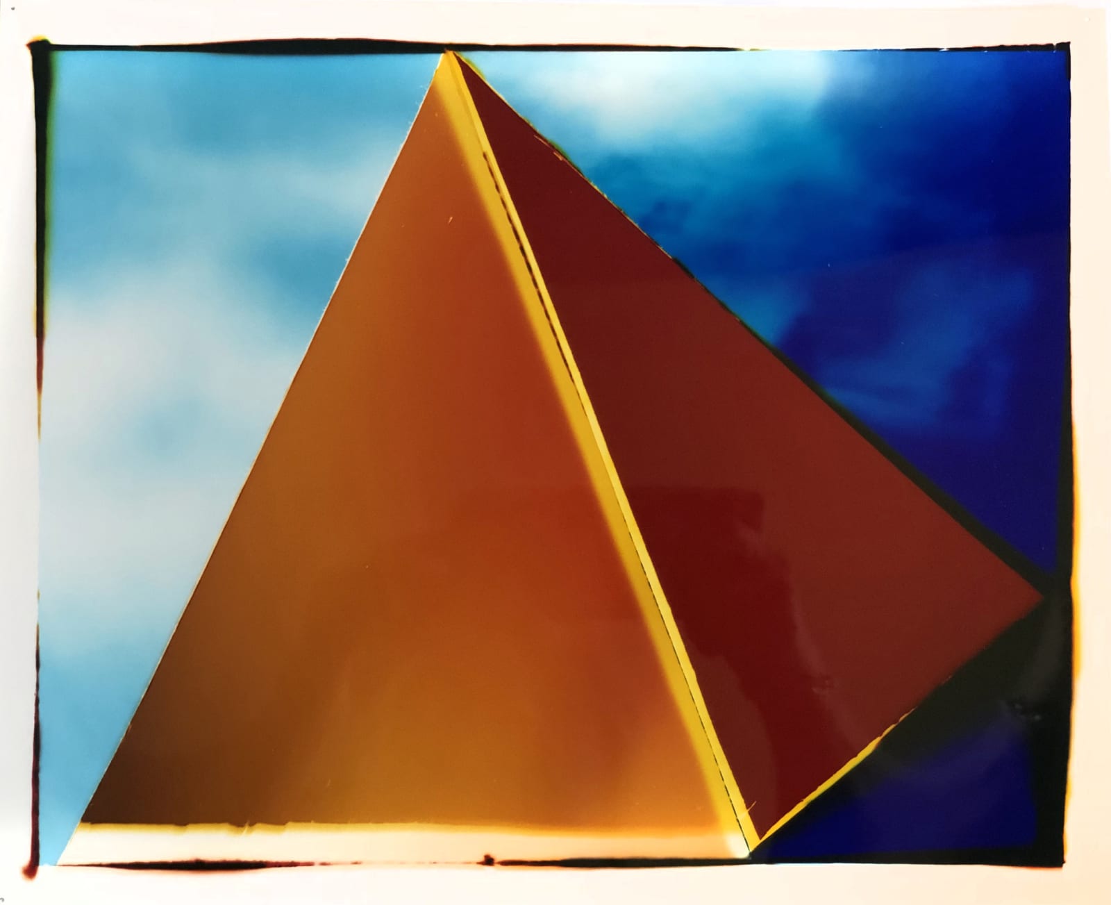 Liz Nielsen, Floating Pyramid, 2019