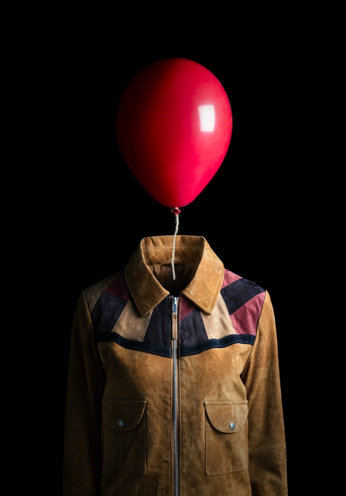 Miguel Vallinas, No. 5 (Ceci N'est Pas un Ballon)