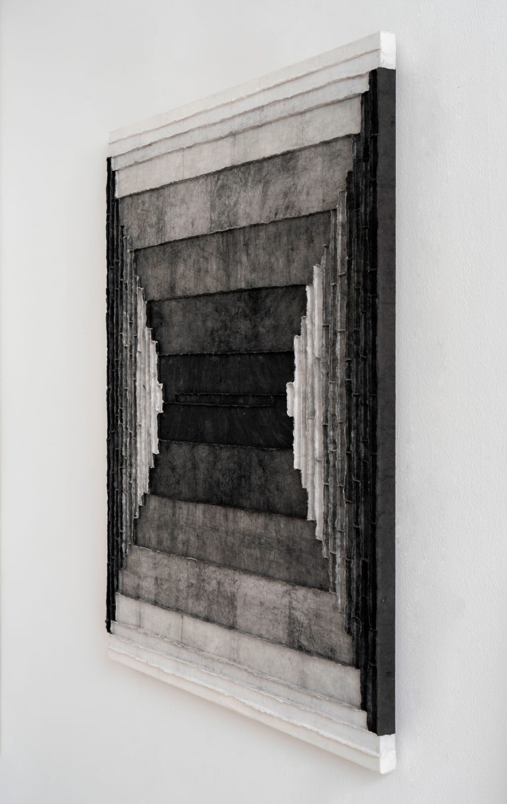 EJ Kim, Untitled I-28-25 #3, 2025