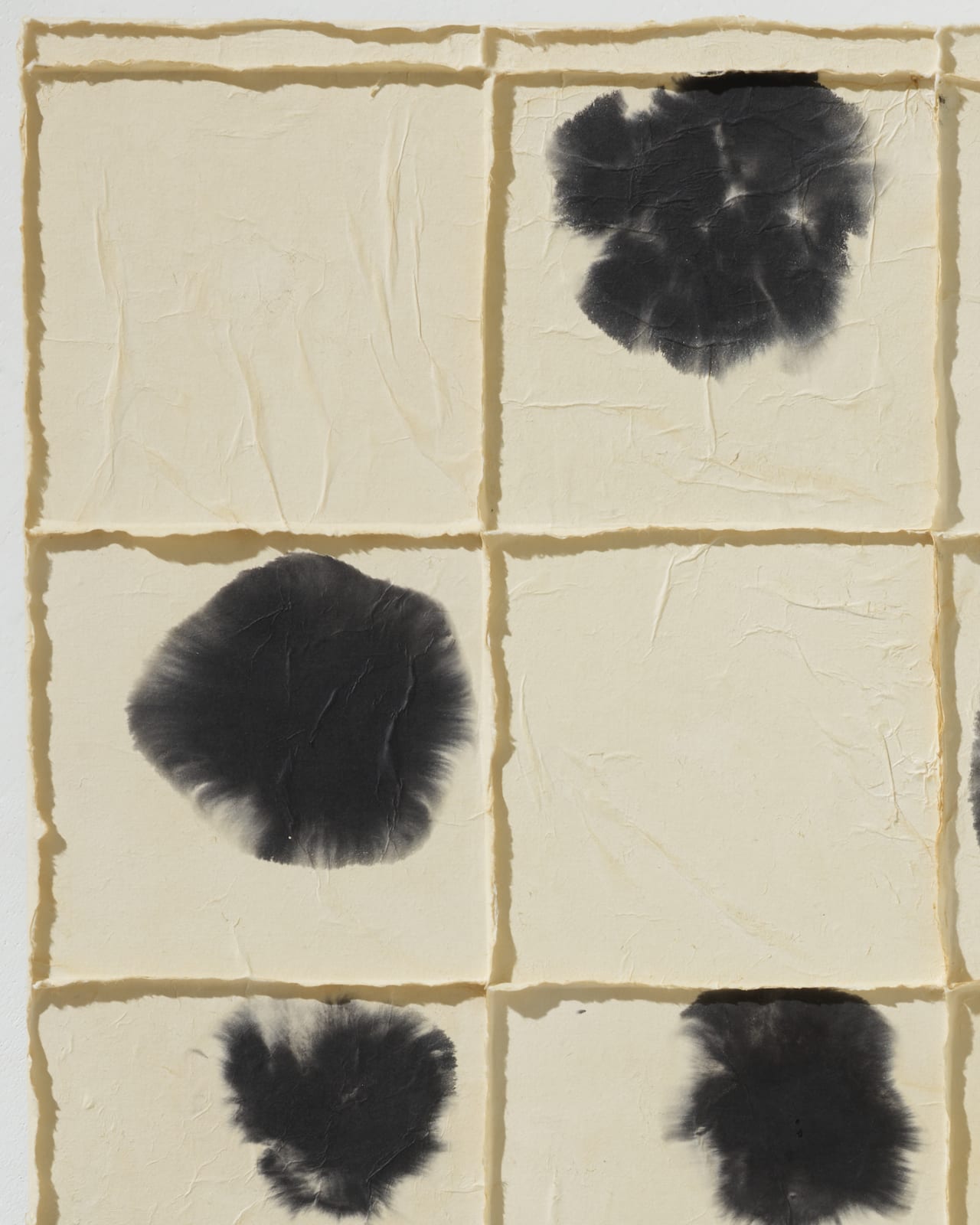 EJ Kim, 비우다 (Empty), 2021