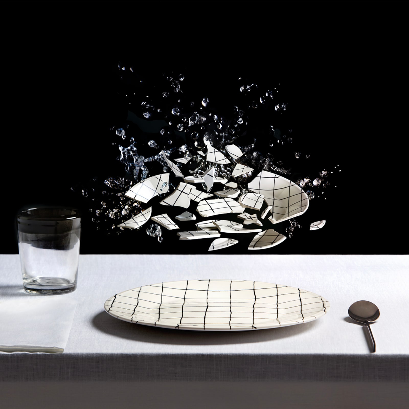 Miguel Vallinas, No. 16 (Broken Plate)