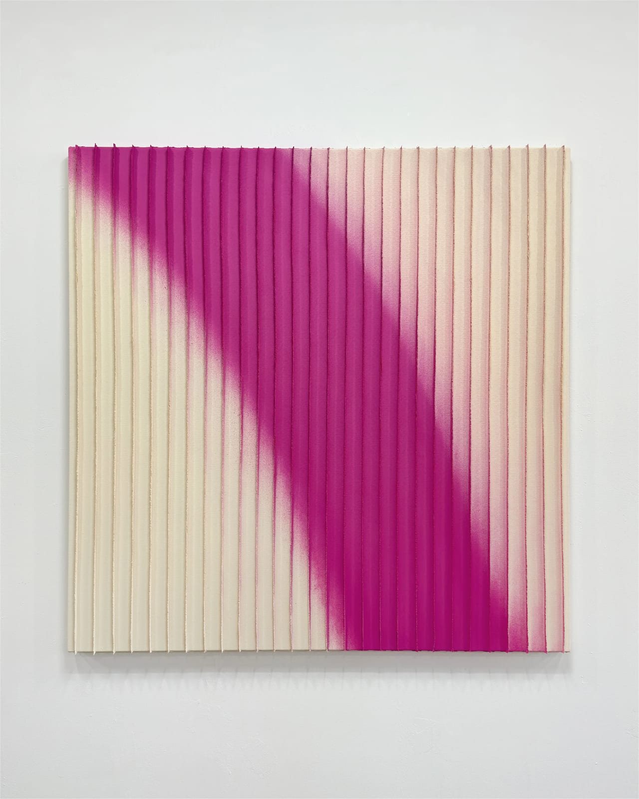 Yoo Hyun, Untitled (Pink), 2023