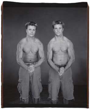 Mary Ellen Mark, Clint and Kent Lauhoff (from the Twins series), 2001