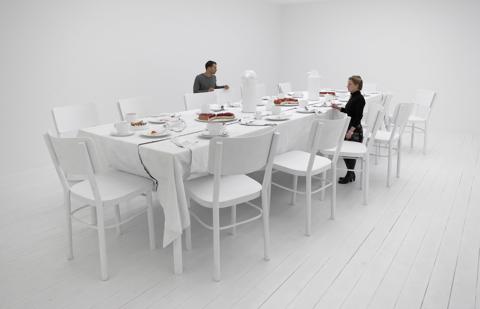 Hans Op de Beeck, Table (1), 2006