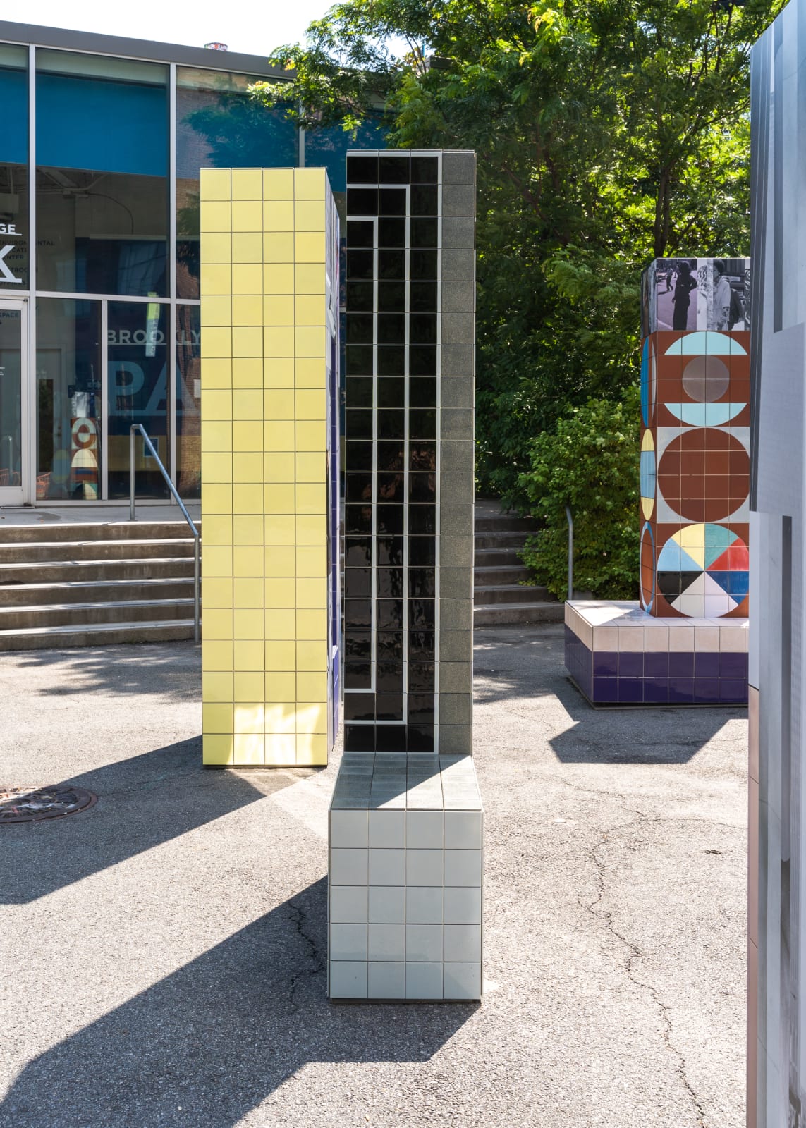Claudia Wieser, Untitled (L), 2021