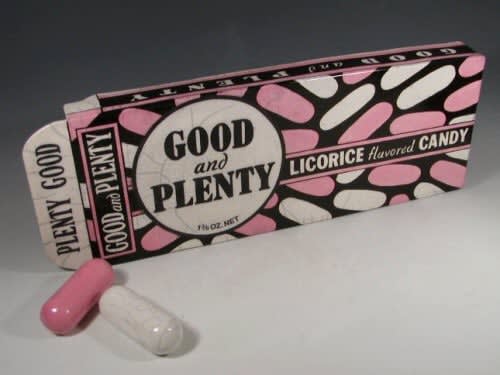 Karen Shapiro, "Good & Plenty" candy box w/ 7 candies, 2019