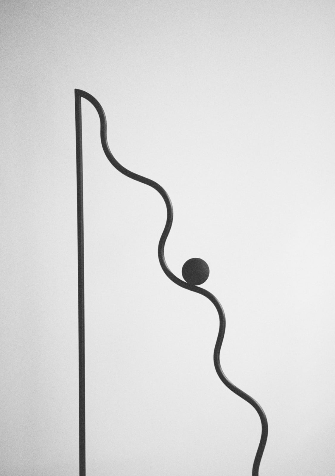 Valeria Vasi, The Descending Chair