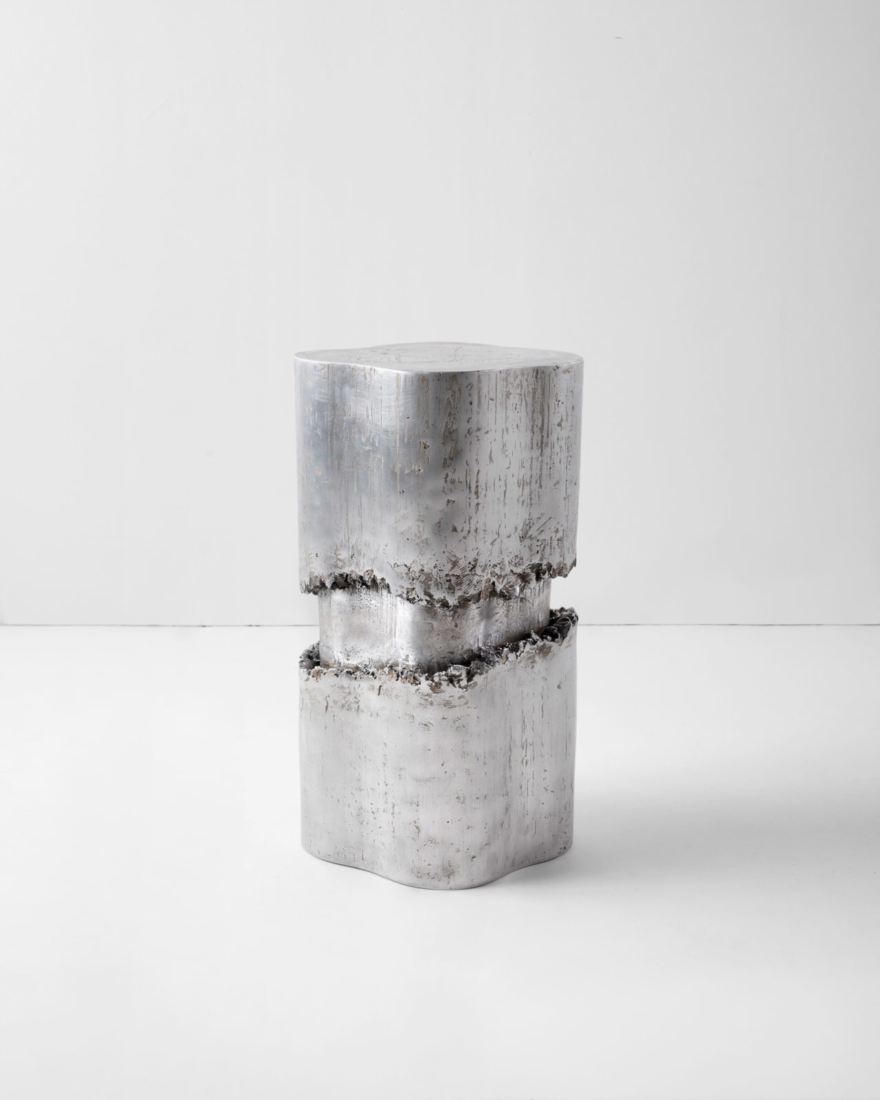 TIPSTUDIO, Stress Limit Side Table