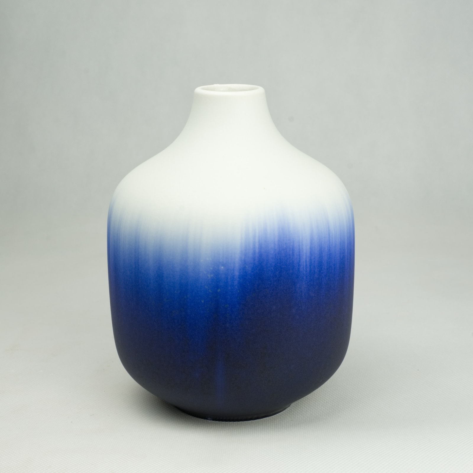 Milan Pekar, Element Matte Vase #1