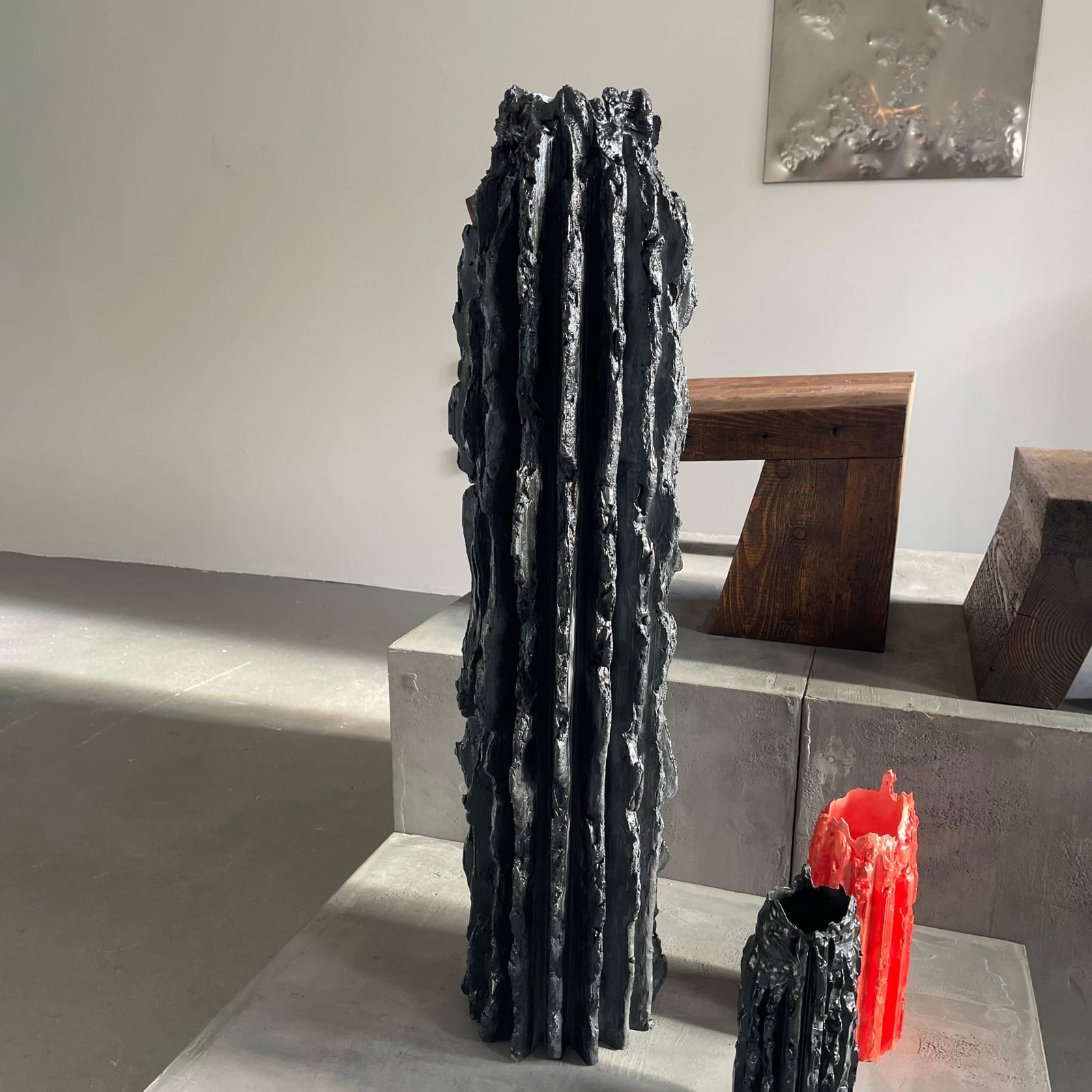 Lenny Stöpp, Cornice Vessel - Monolith Pitch Black 16X