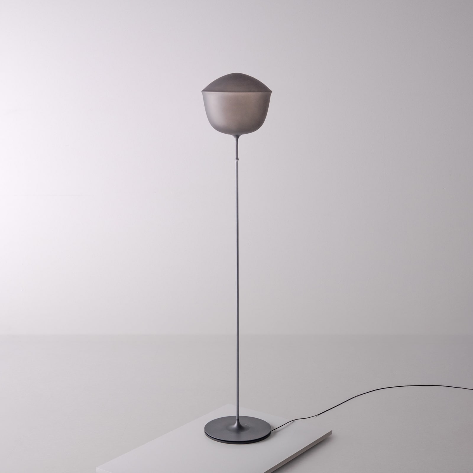 A-N-D, Contour Floor Lamp 300