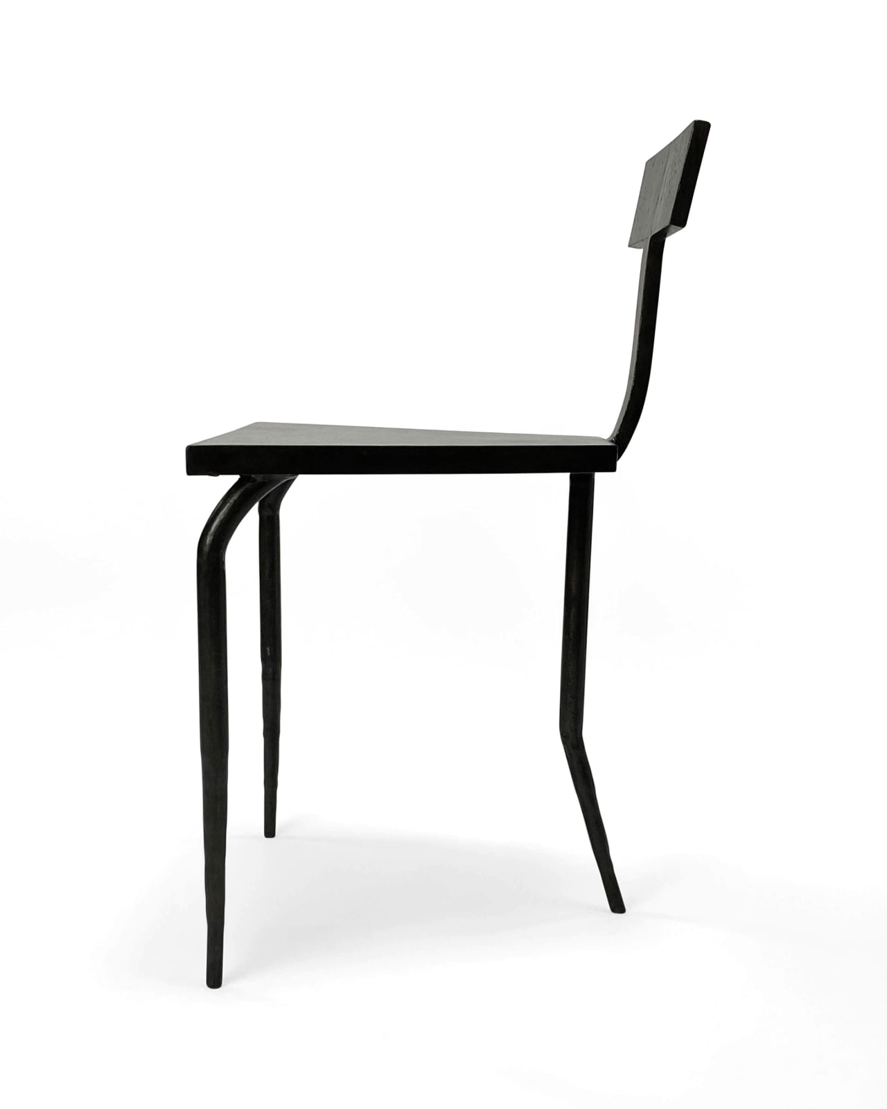 Cal Summers, Guya Chair
