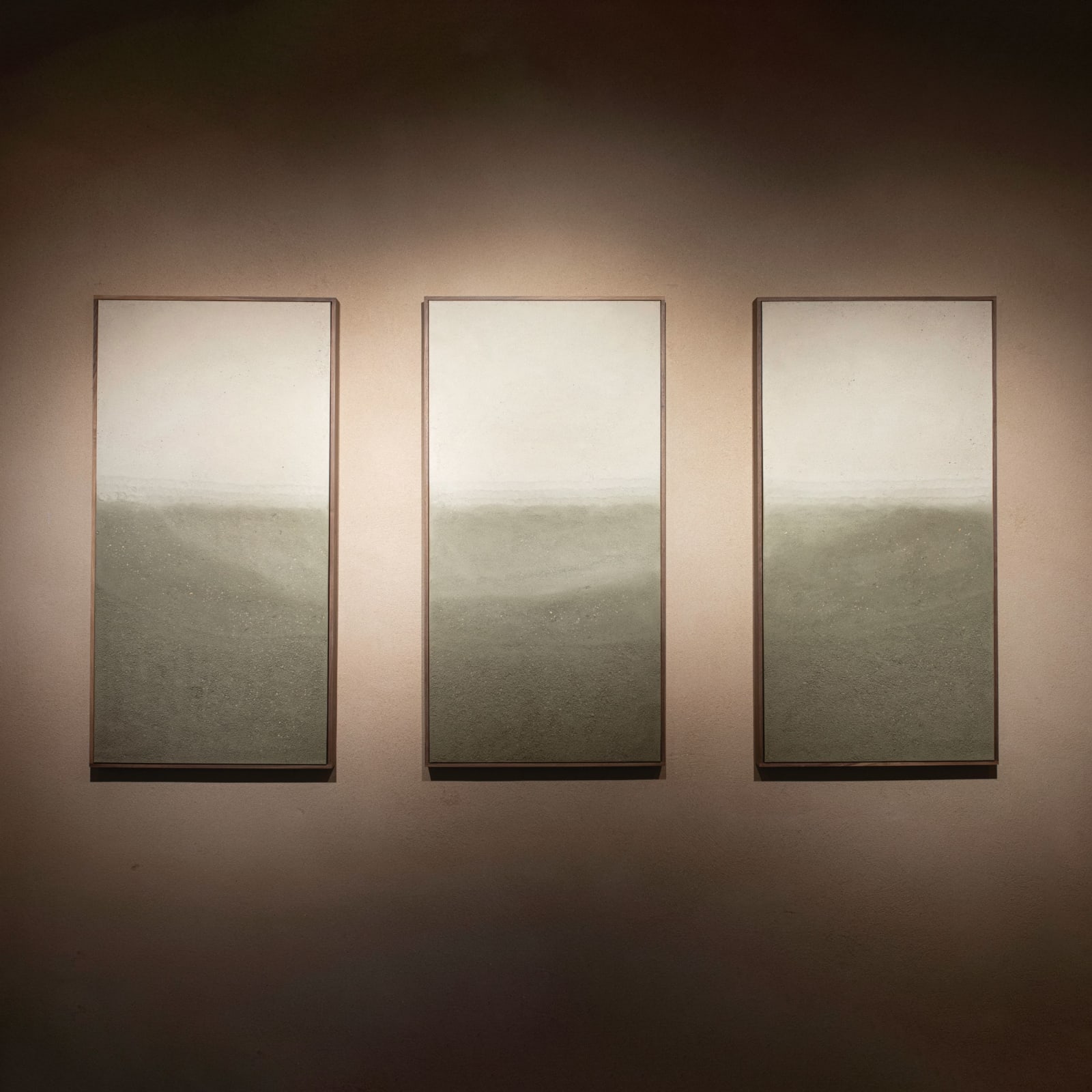 Claymoon, Ombre Series - Crescent Pnumbra