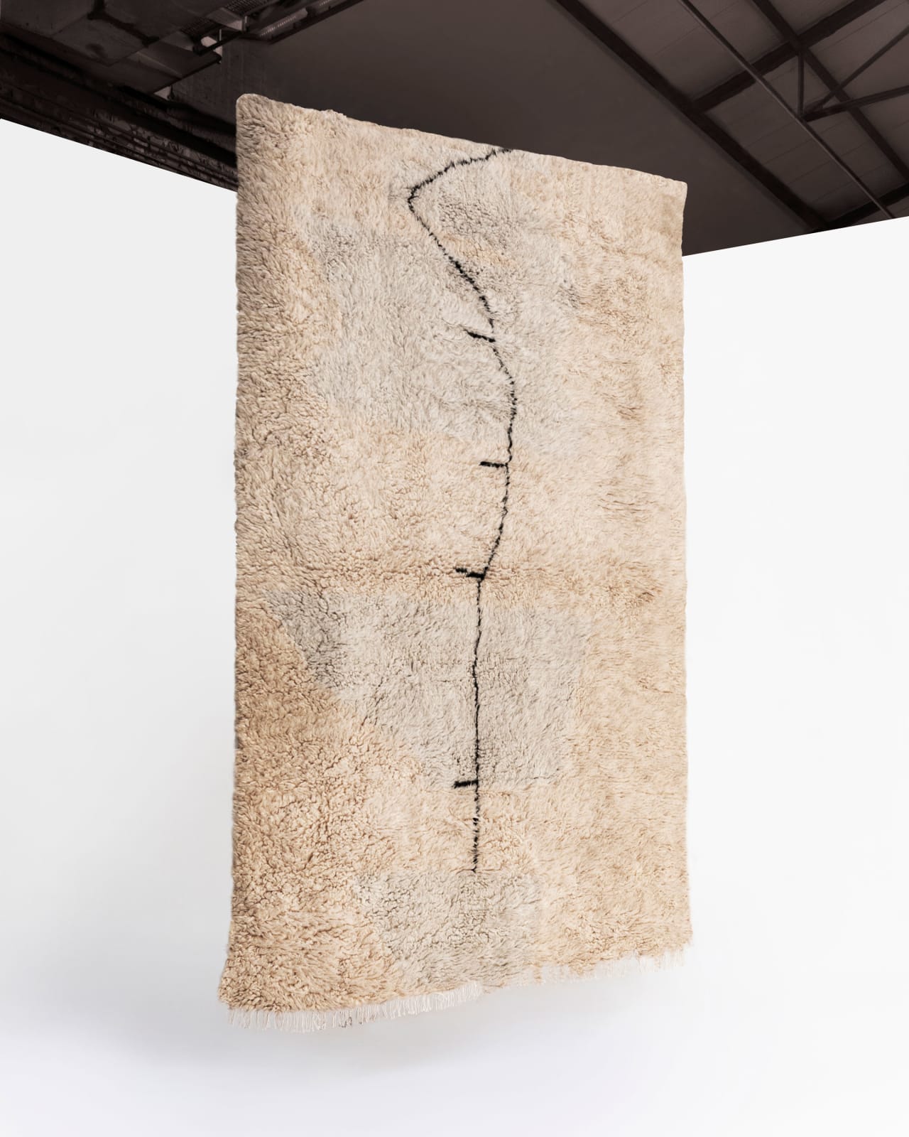 Zakaria Rugs, E la nave va