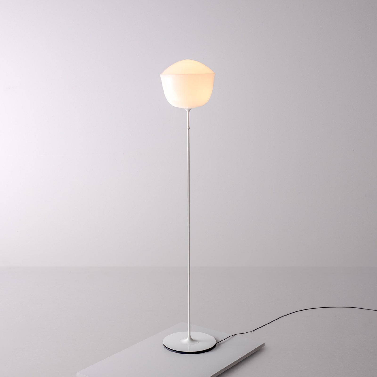 A-N-D, Contour Floor Lamp 300