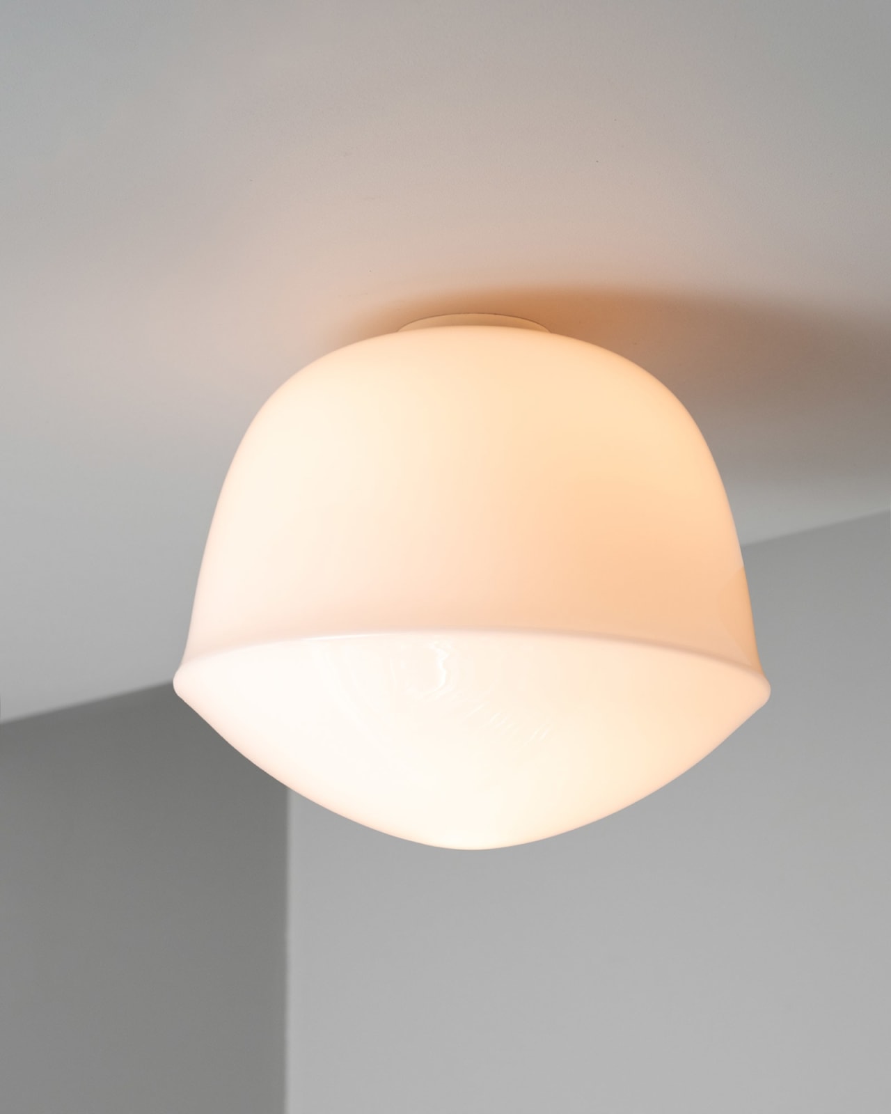 A-N-D, Contour Ceiling/Wall 300