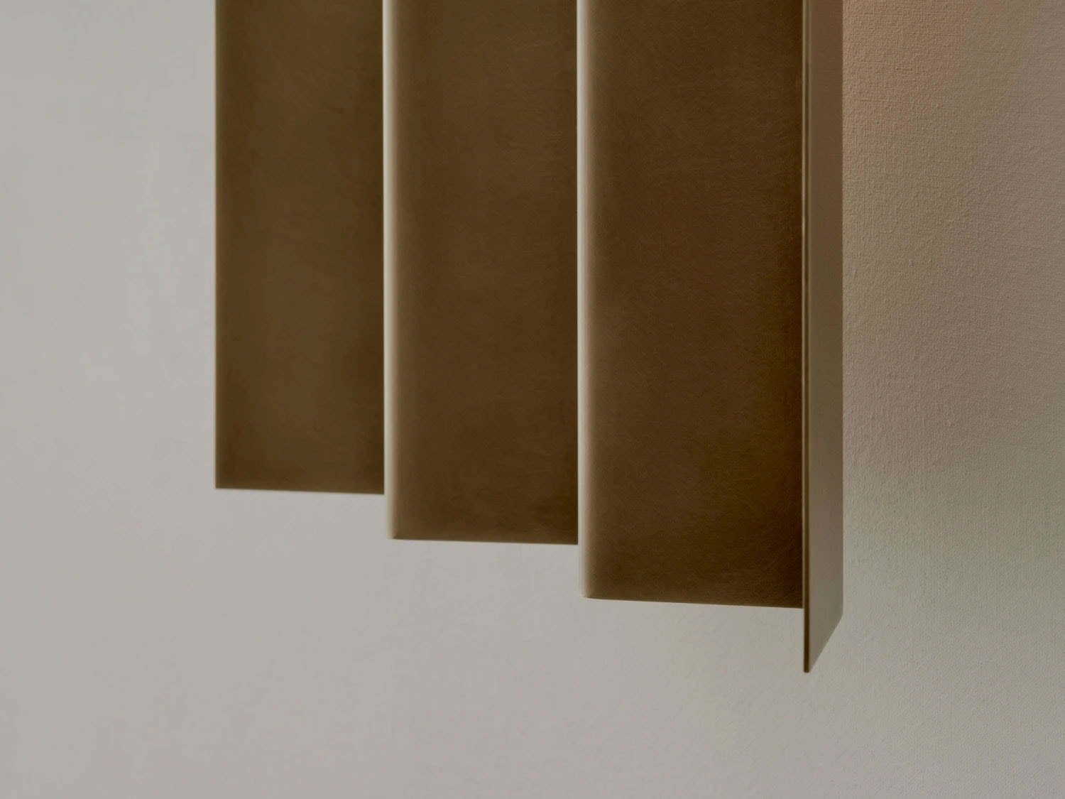Volker Haug Studio, Ruffle Wall Lamp