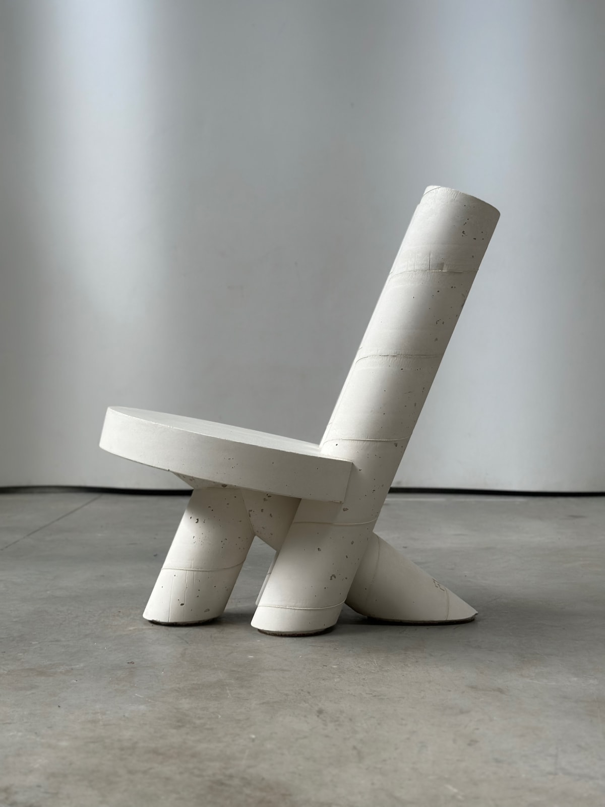 François Lévy, Monobloc Lounge Chair 02