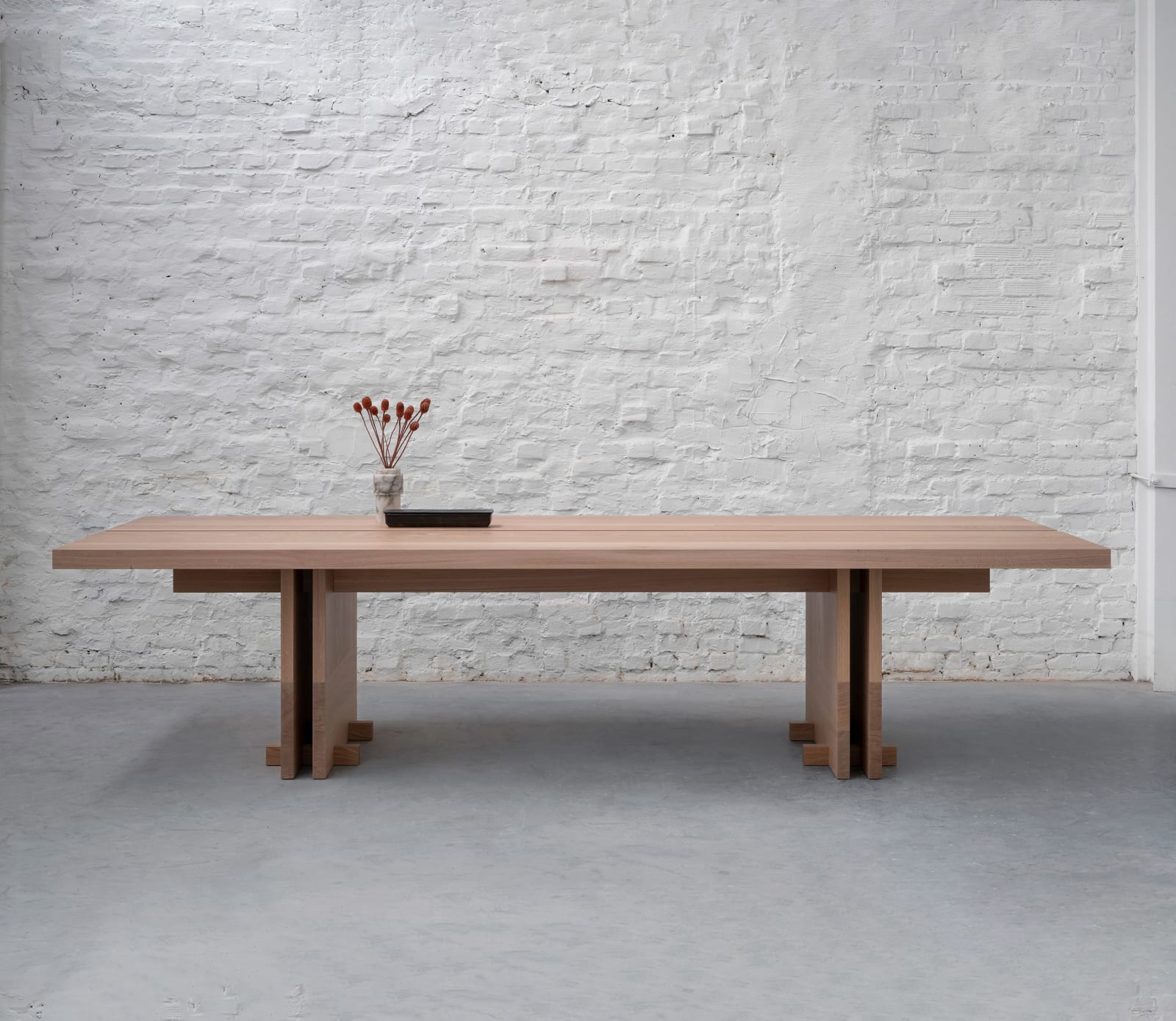 Andy Kerstens, Rift Dining Table Wood 02