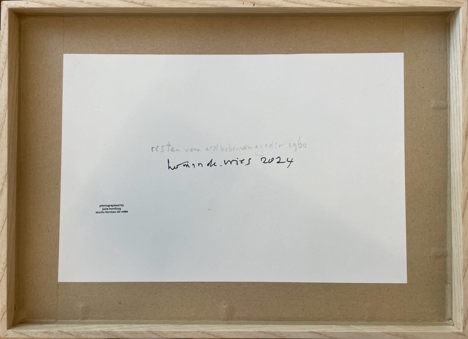 herman de vries, coll.: beach of agadir, 2024