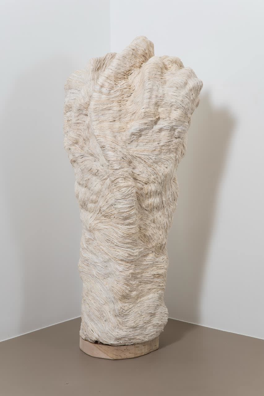 Betül Özkan, Totem (Wild), 2025