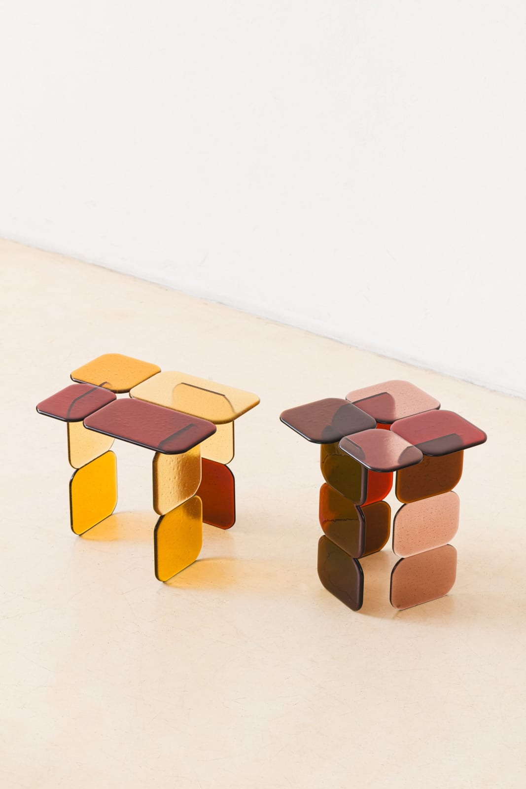Lucas Recchia, Mosai side/coffee table , 2024