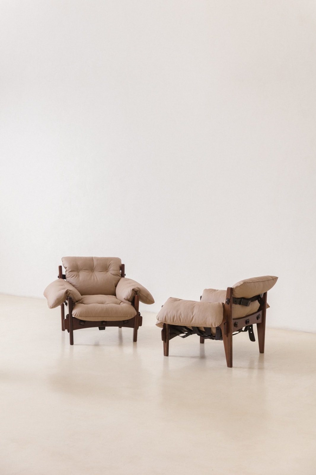 Sergio Rodrigues, Moleca Armchair (2 units - pair), 1963