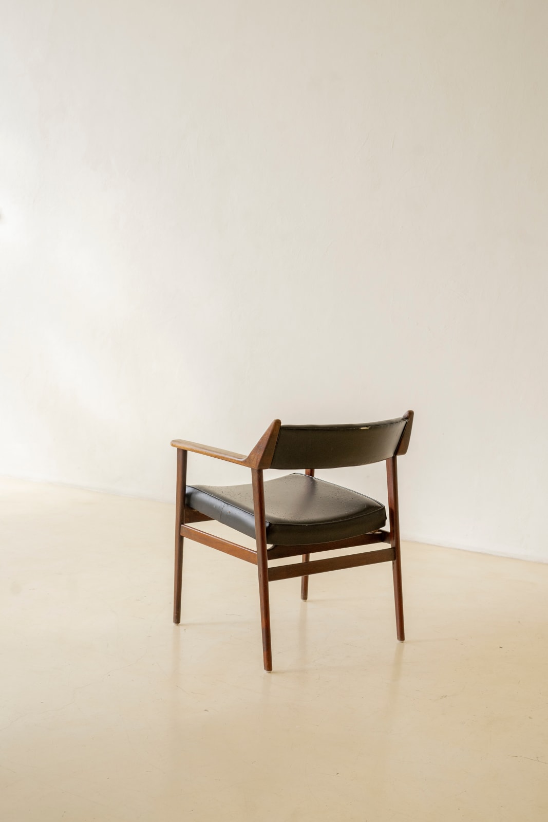 Cantù Móveis e Interiores Ltda., Chair with Armrests , 1960s