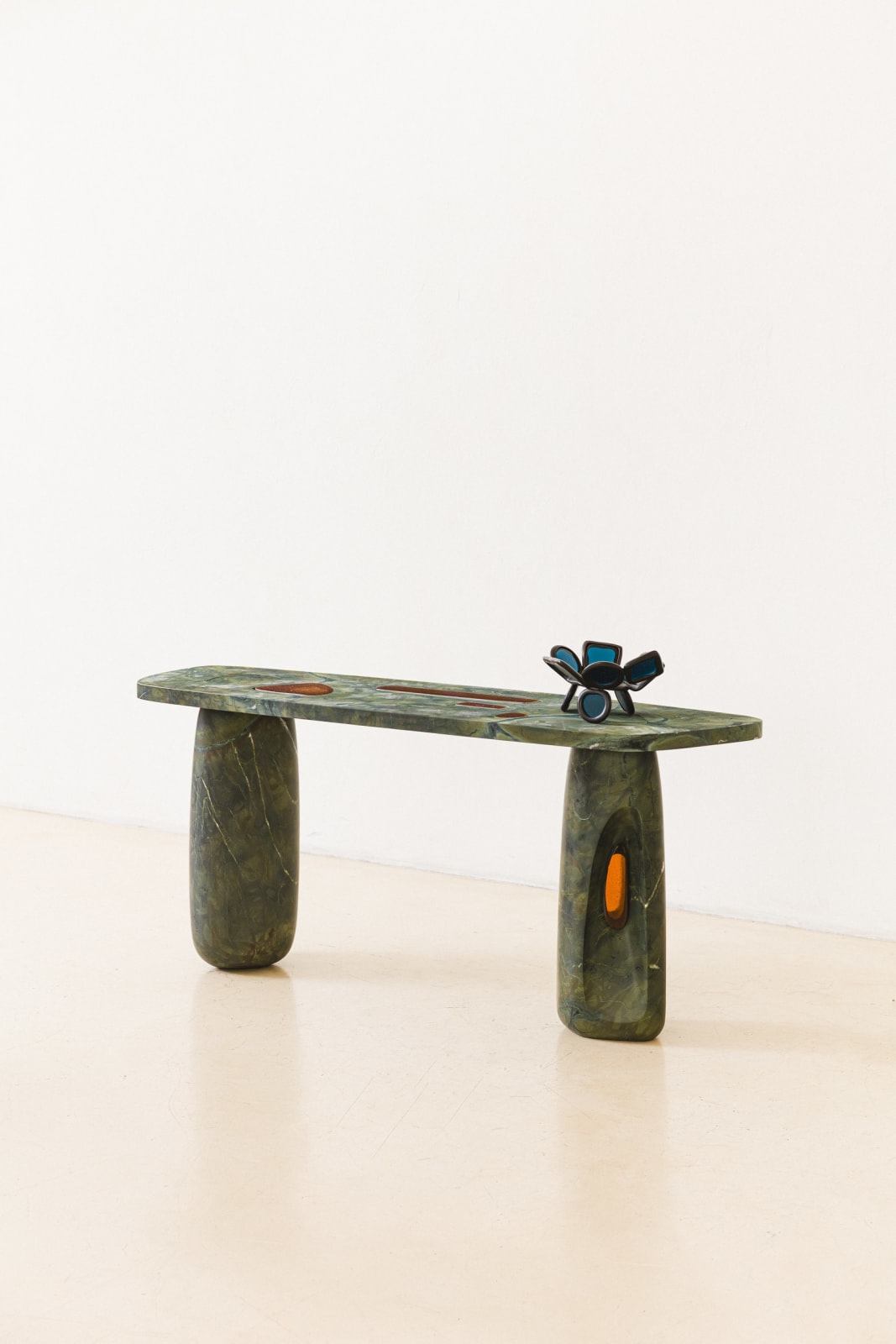 Lucas Recchia, Janelas Sideboard, 2025