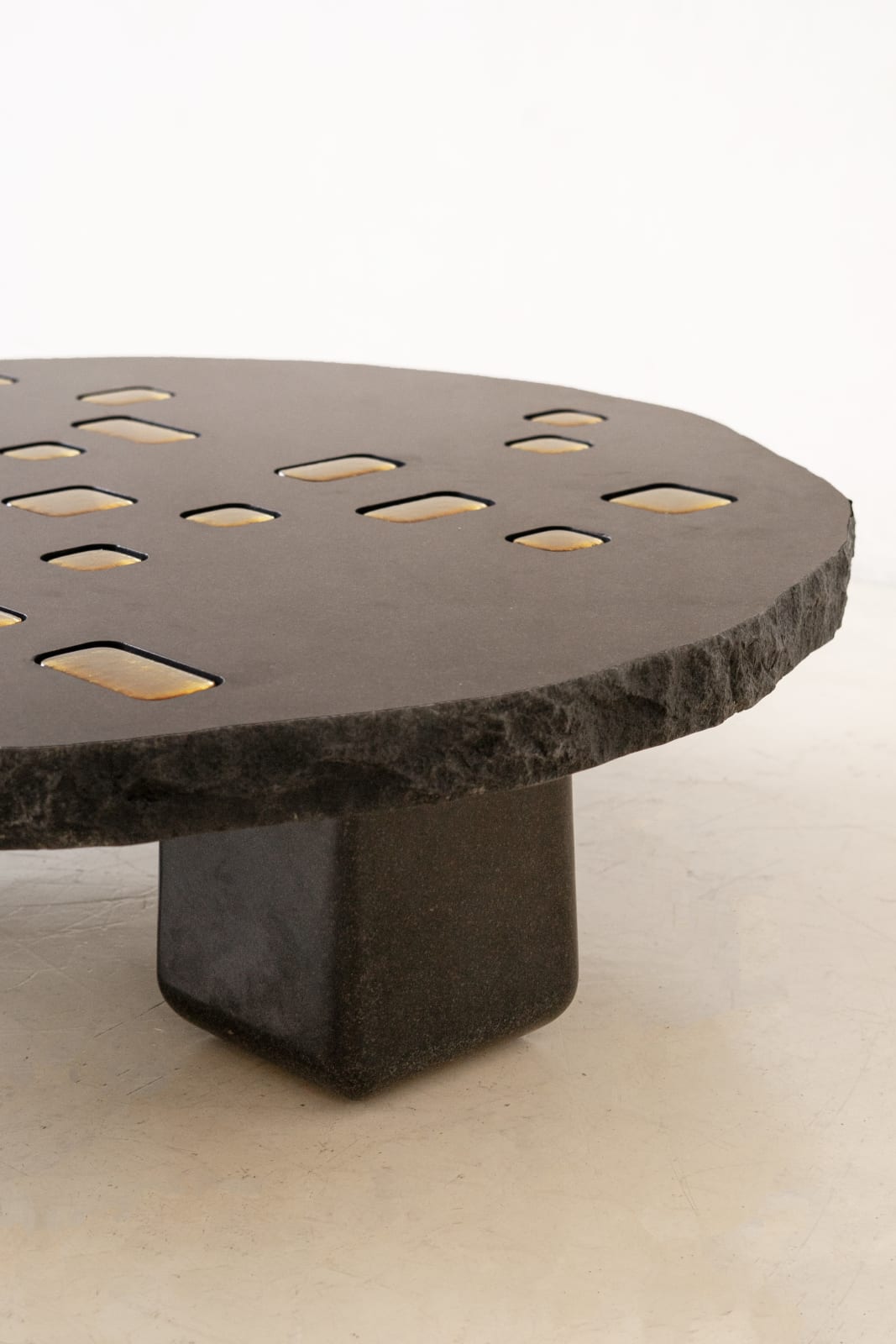 Lucas Recchia, Round Coffee Table, 2025