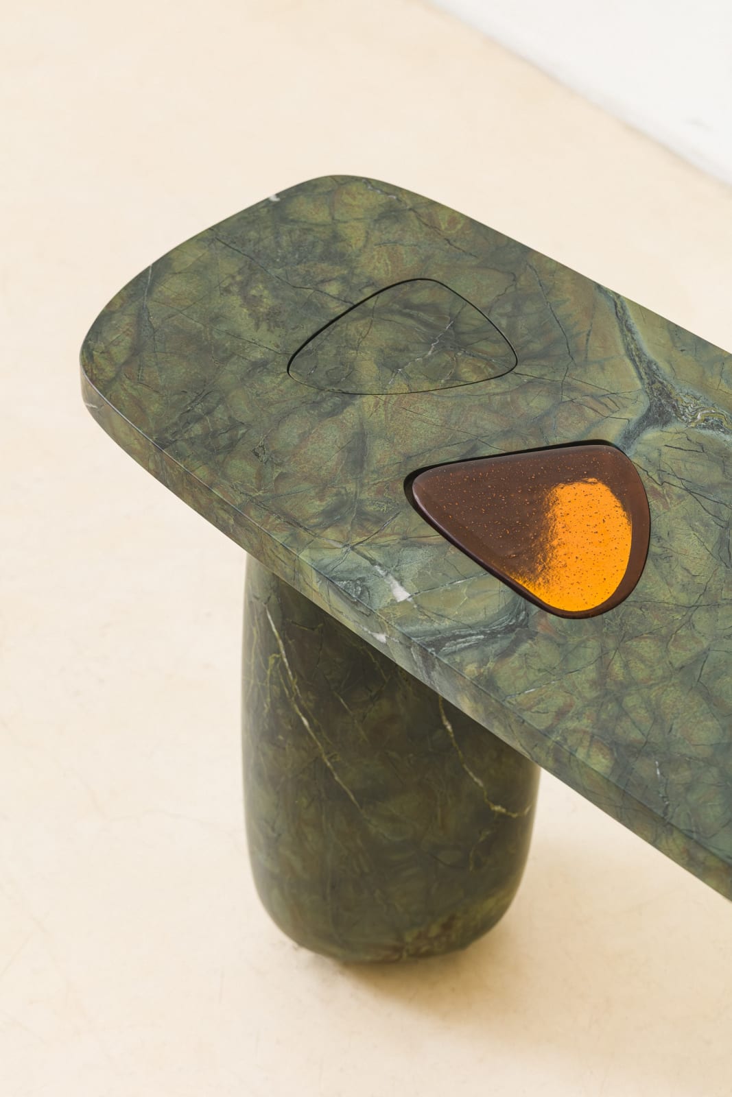 Lucas Recchia, Janelas Sideboard, 2025