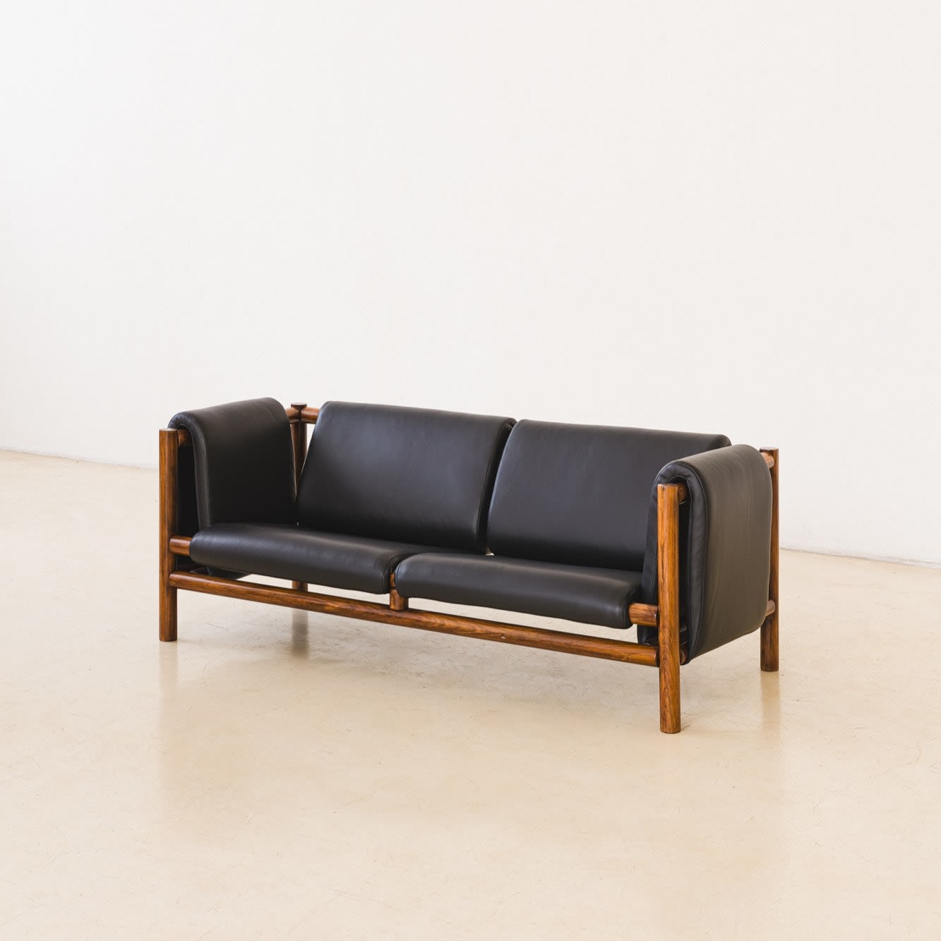 Joaquim Tenreiro, Manta Solta Sofa, 1955
