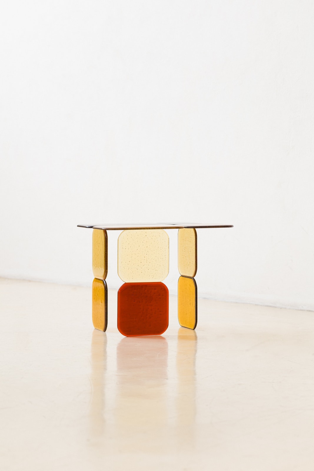 Lucas Recchia, Mosai Side Table, 2024