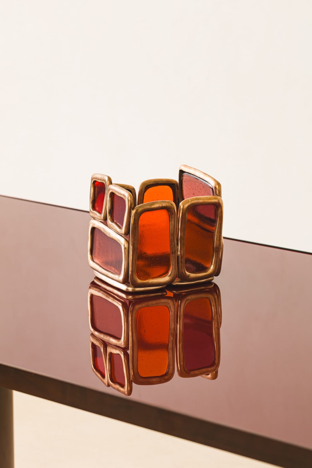 Lucas Recchia, Centerpiece Material Distortion, 2025