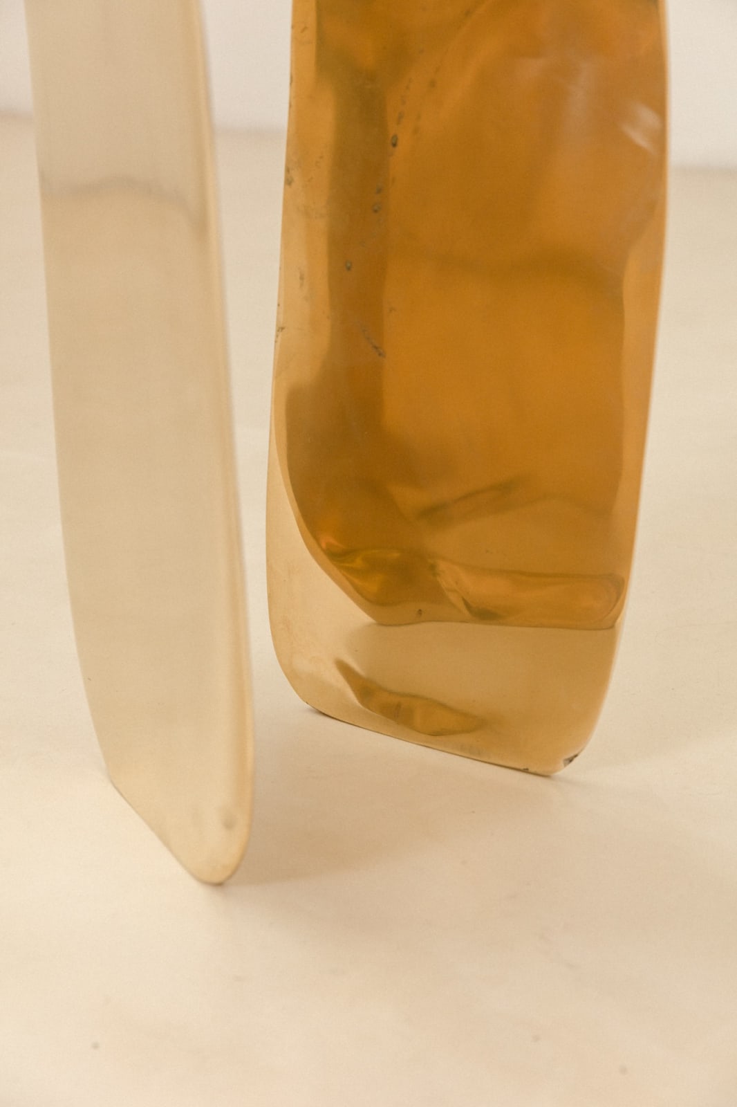 Lucas Recchia, Morfa nº 01 (Polished Bronze), 2019
