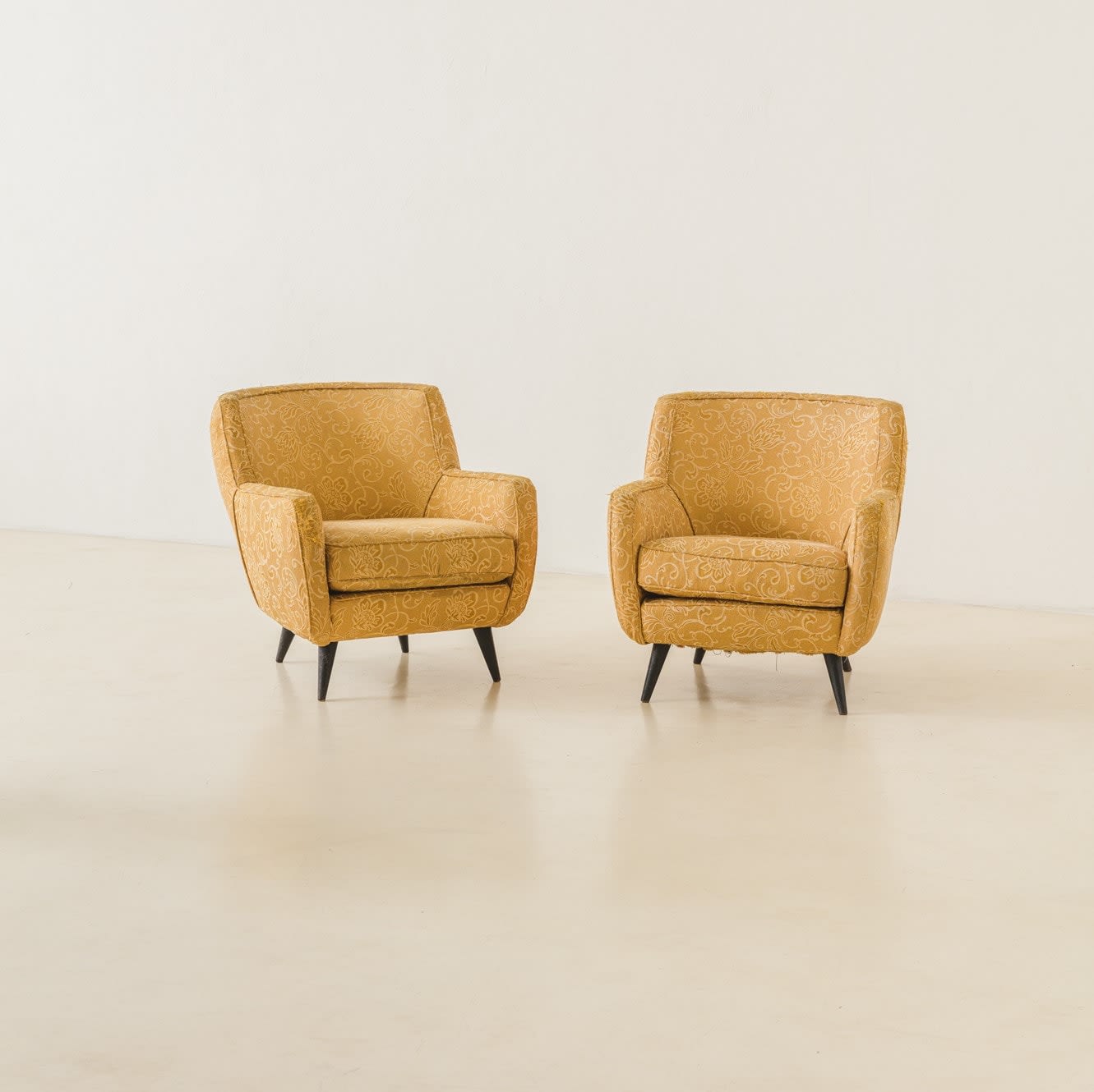 Geraldo de Barros, Round Armchair - Attribution (2 units - pair), 1950s