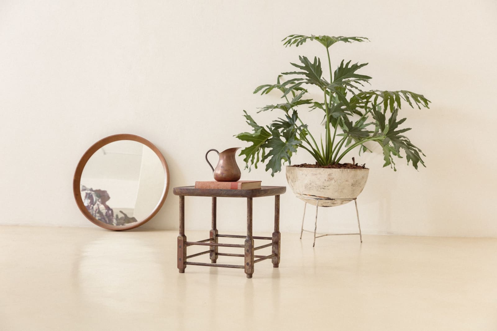 Sergio Rodrigues, Magrini Stool (2 units), 1950s
