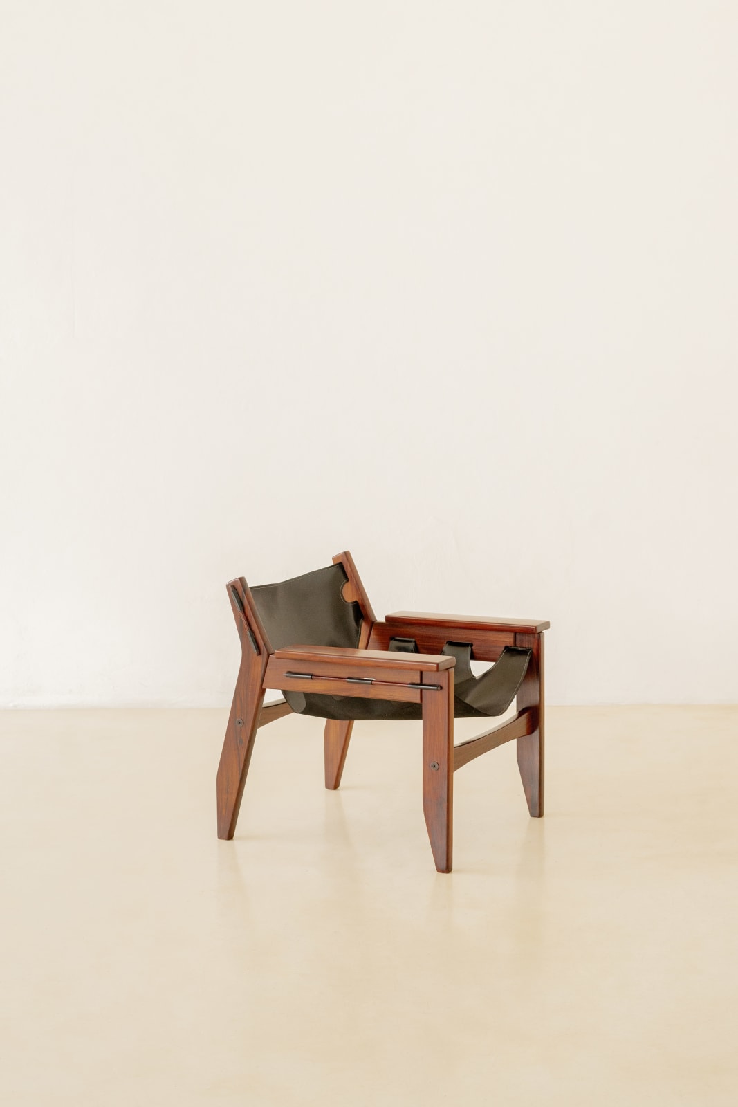 Sergio Rodrigues, Kilin Armchair (1 unit), 1973