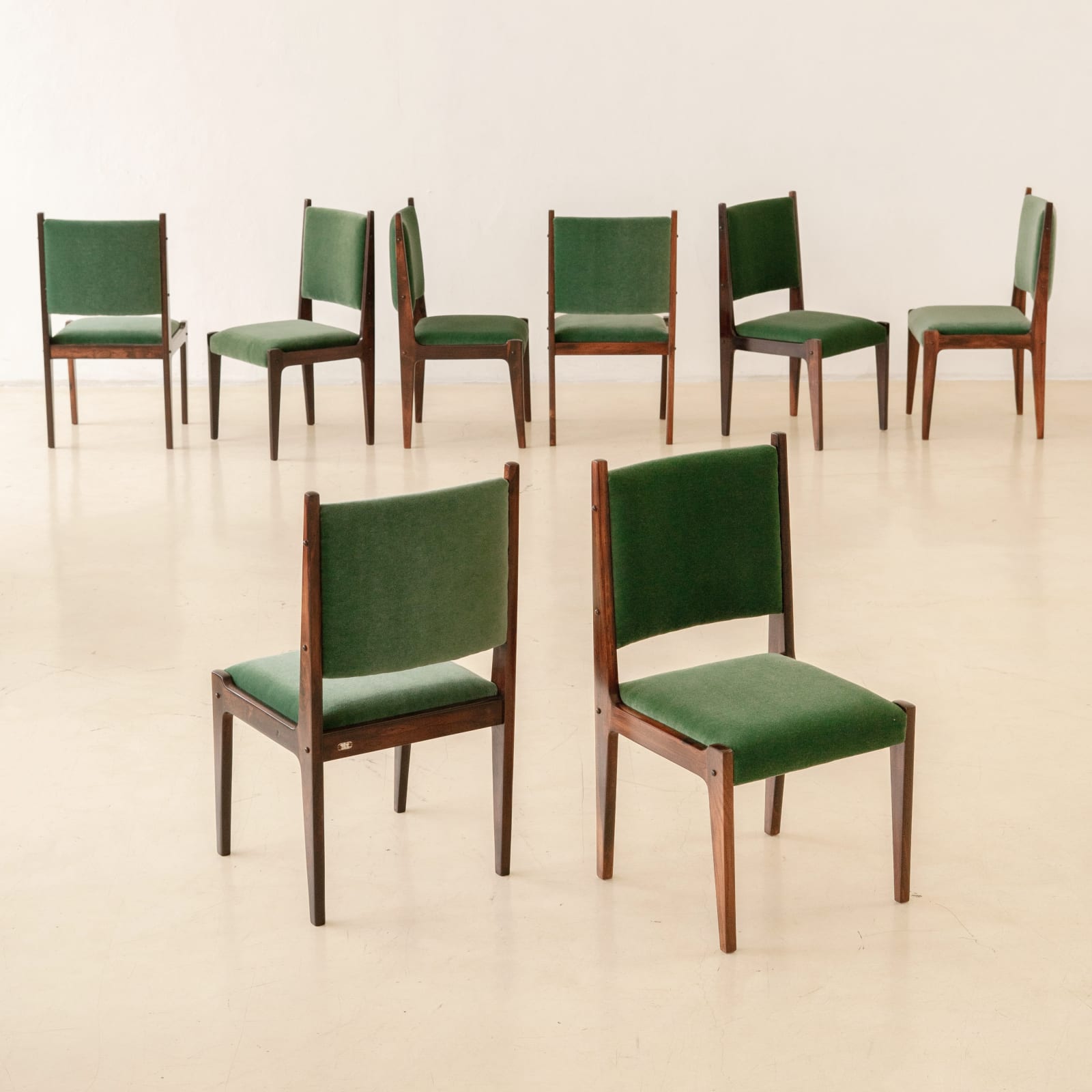 Sergio Rodrigues, Bloch Chairs (8 units), c. 1965