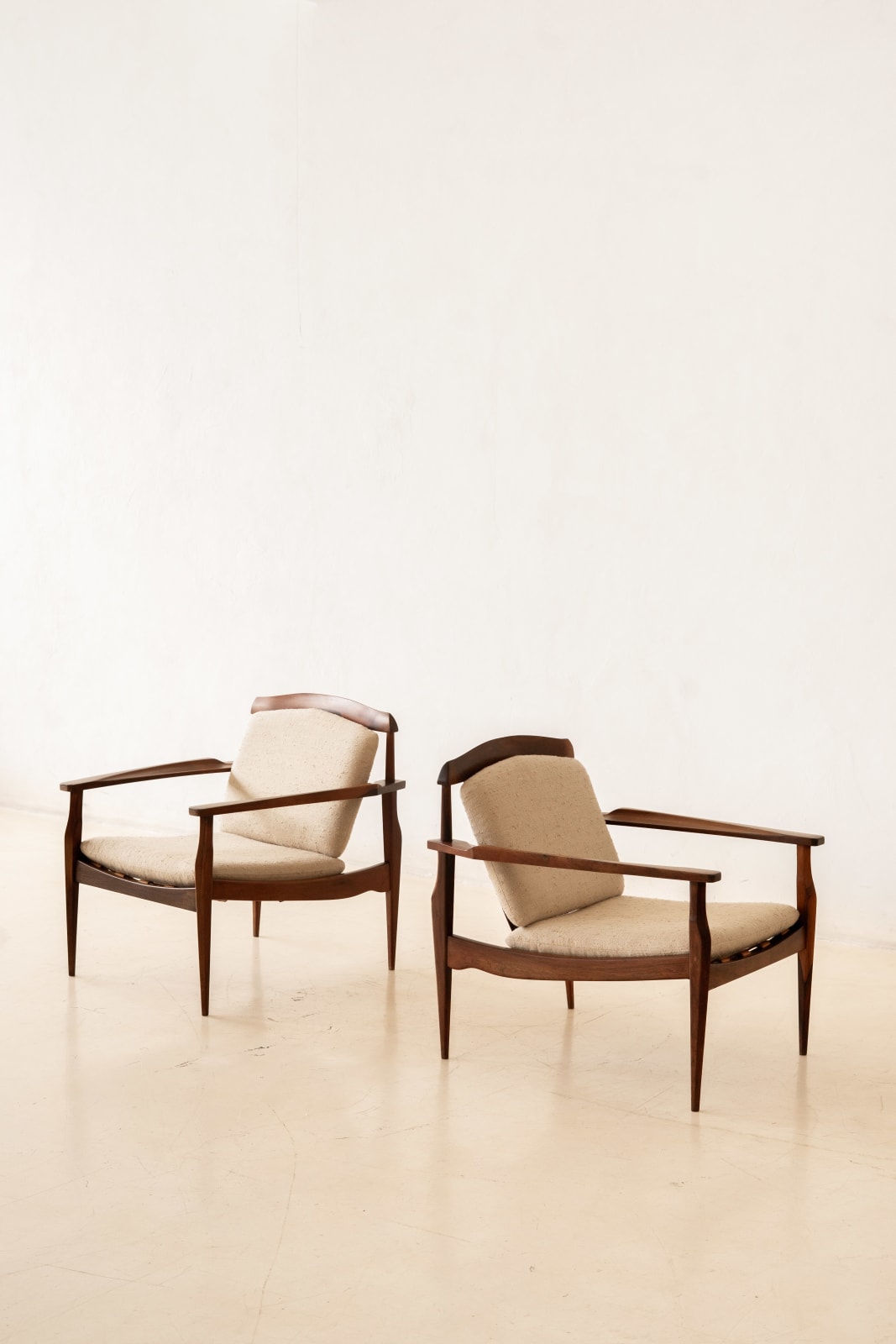 Joaquim Tenreiro, Rosewood Armchair (2 units), 1960s