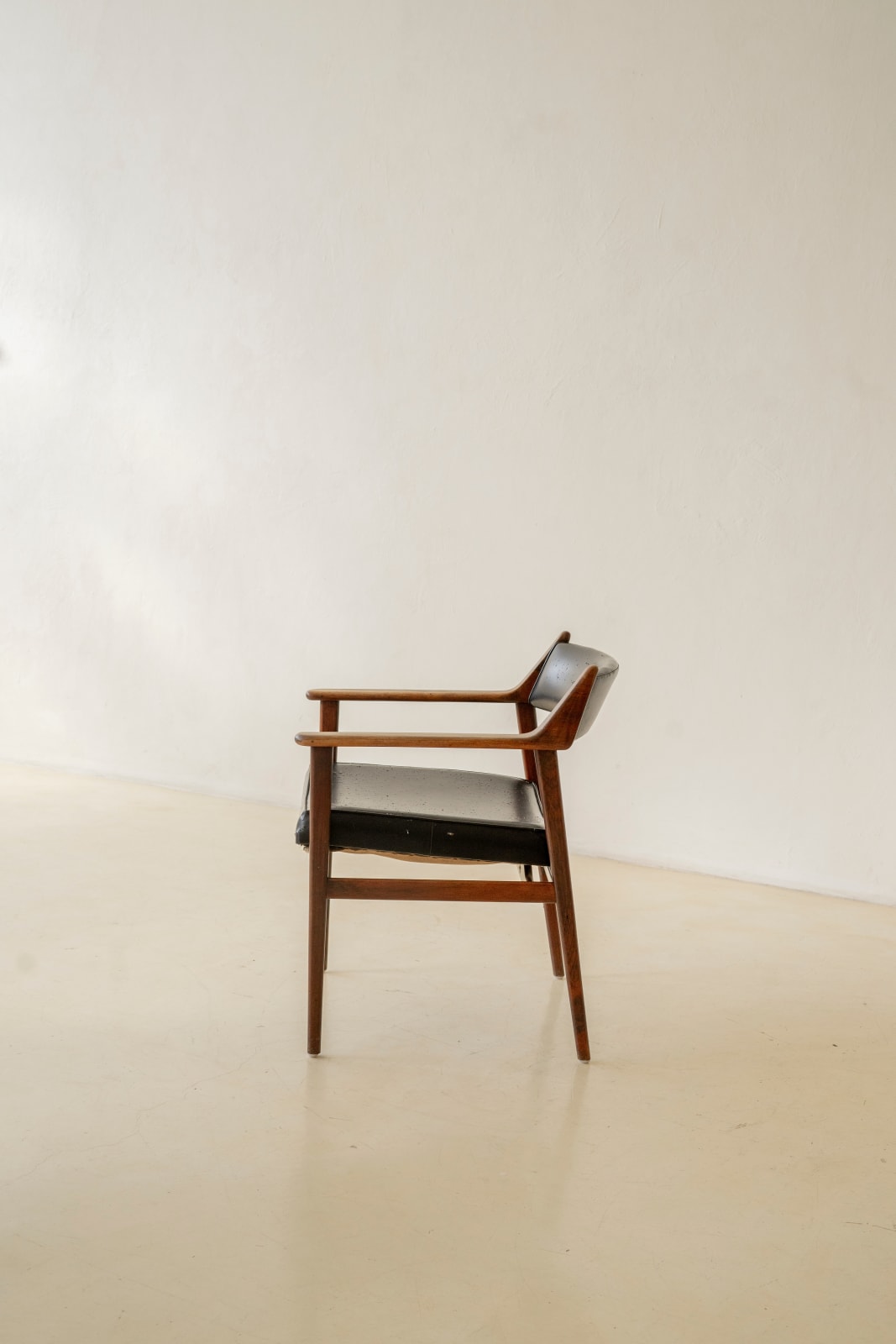 Cantù Móveis e Interiores Ltda., Chair with Armrests , 1960s