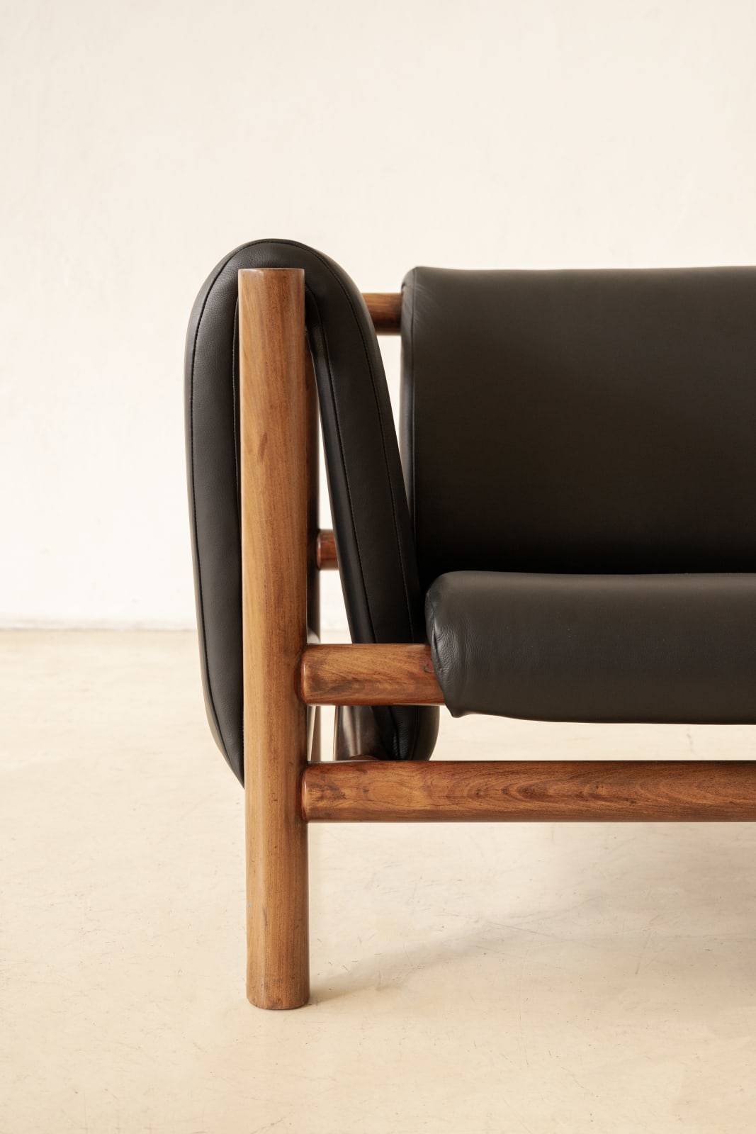 Joaquim Tenreiro, Manta Solta Armchair (2 units), 1955