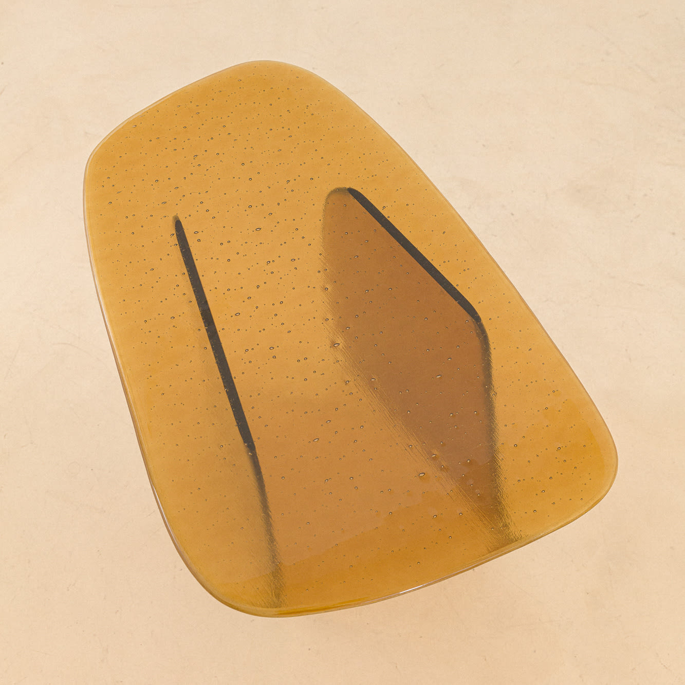 Lucas Recchia, Morfa nº 06 (Ambar Glass), 2019