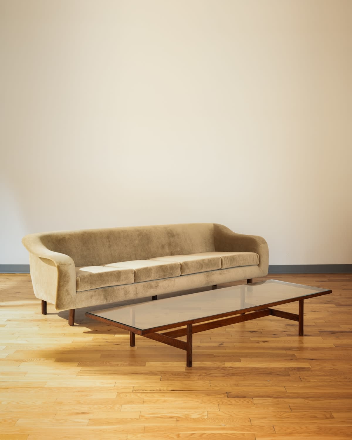 Joaquim Tenreiro, Curved Sofa, c. 1950