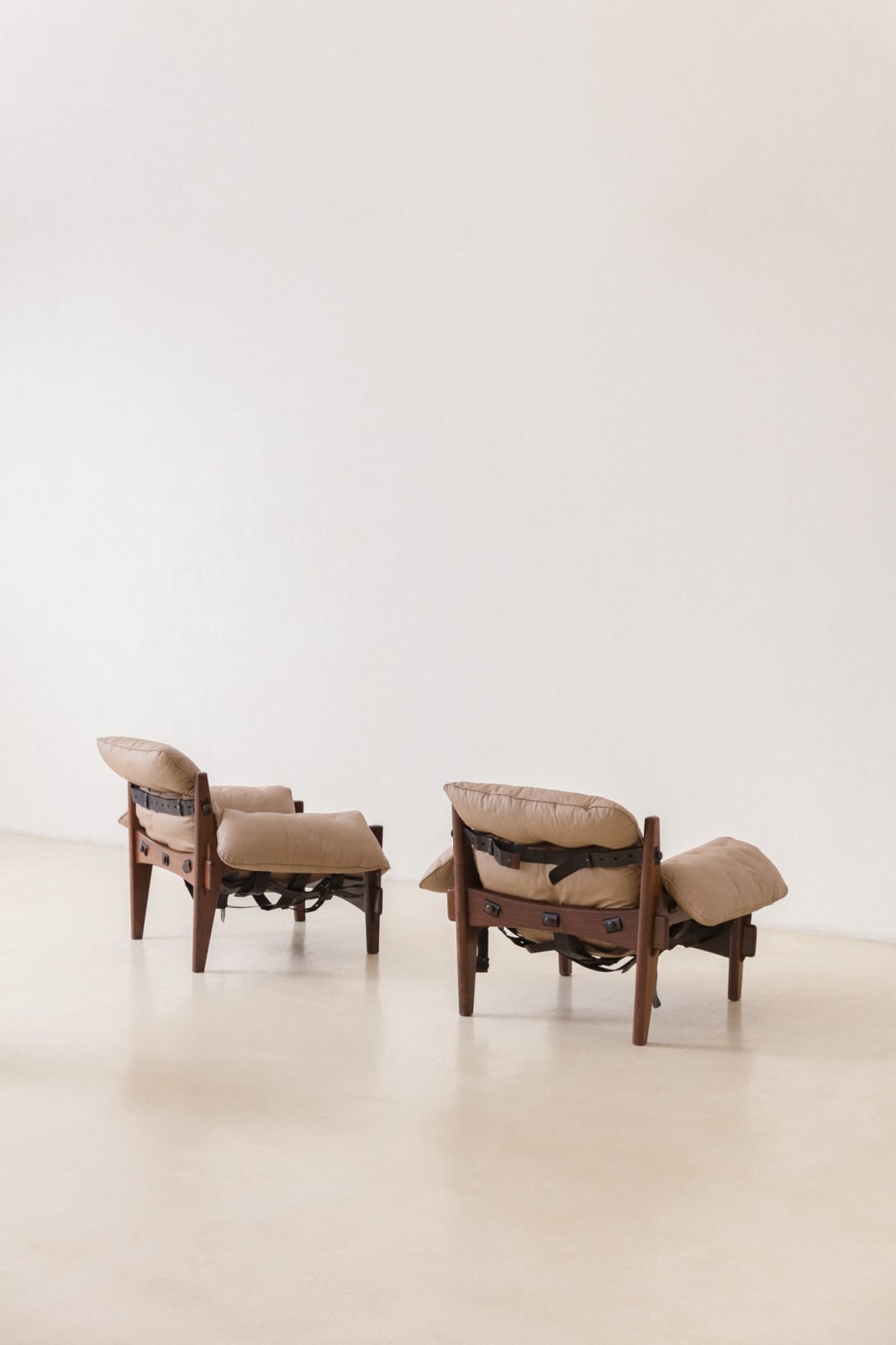 Sergio Rodrigues, Moleca Armchair (2 unit), 1963