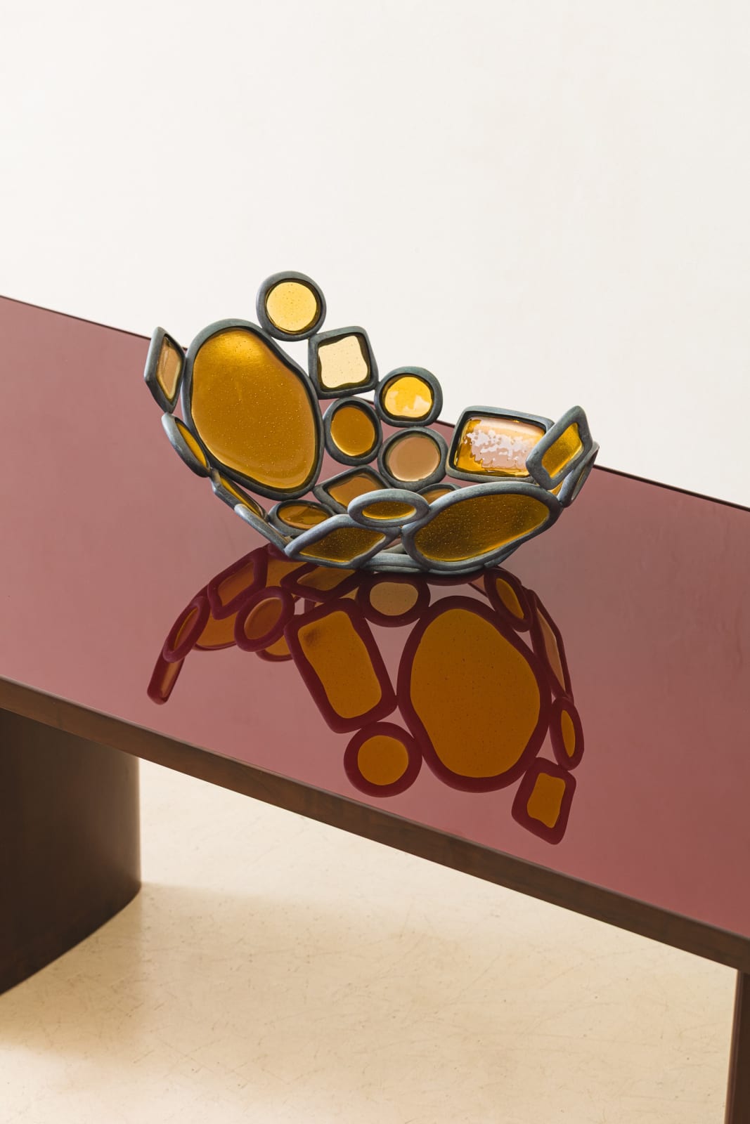 Lucas Recchia, Centerpiece Material Distortion, 2025